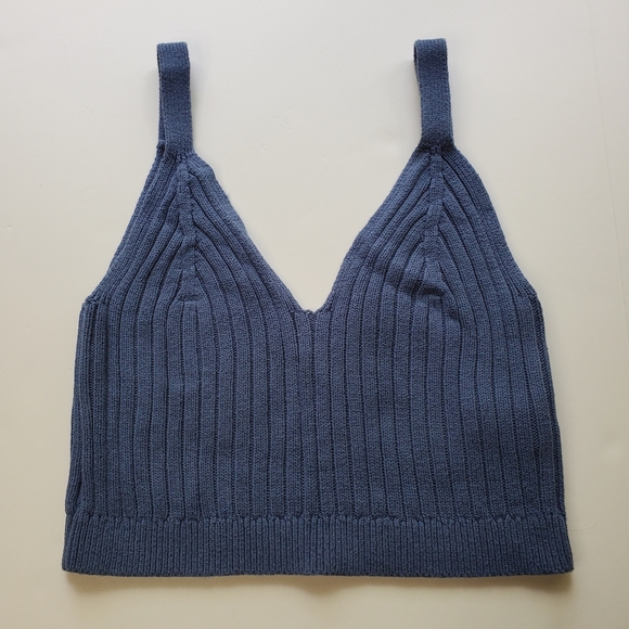 aerie - Picture 2 of 12